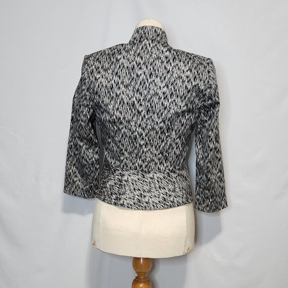 express Black White Patterned Blazer Jacket - Size 8 - Picture 5 of 14